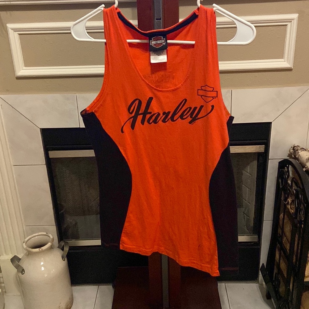 New tank top. Large